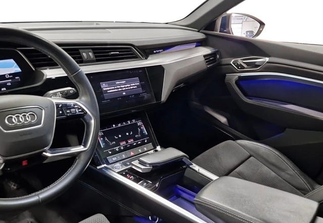 2020 AUDI E-TRON - 8