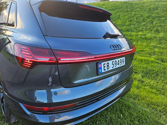 2020 AUDI E-TRON - 27
