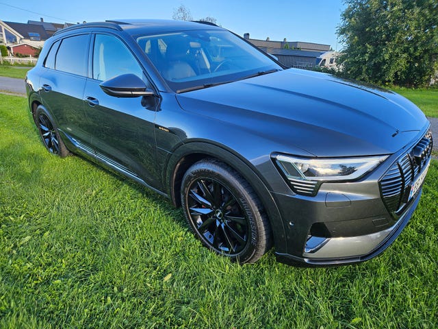2020 AUDI E-TRON - 26
