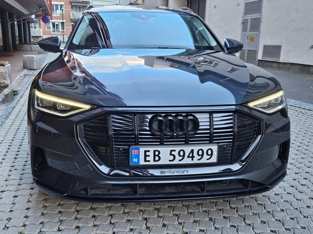 2020 AUDI E-TRON - 42