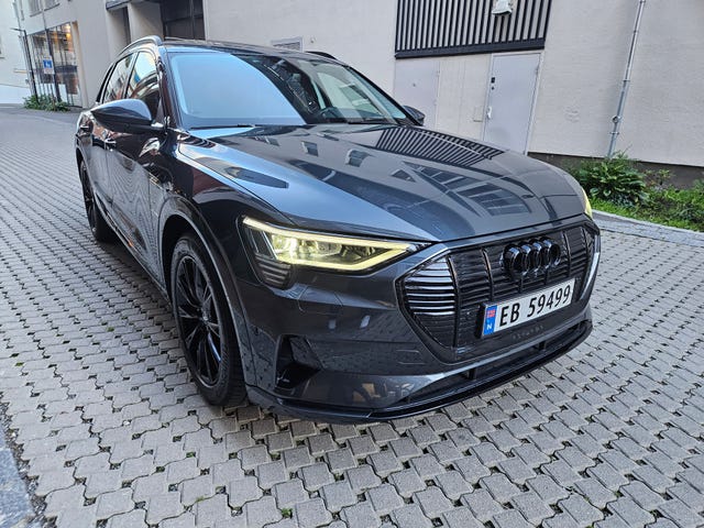 2020 AUDI E-TRON - 36