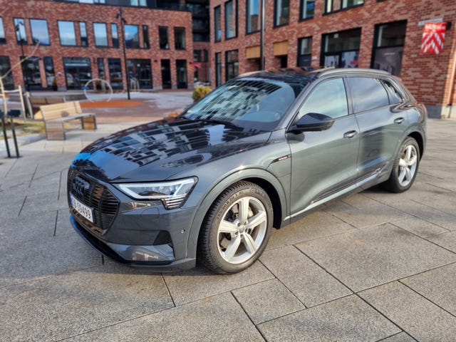 2020 AUDI E-TRON - 46