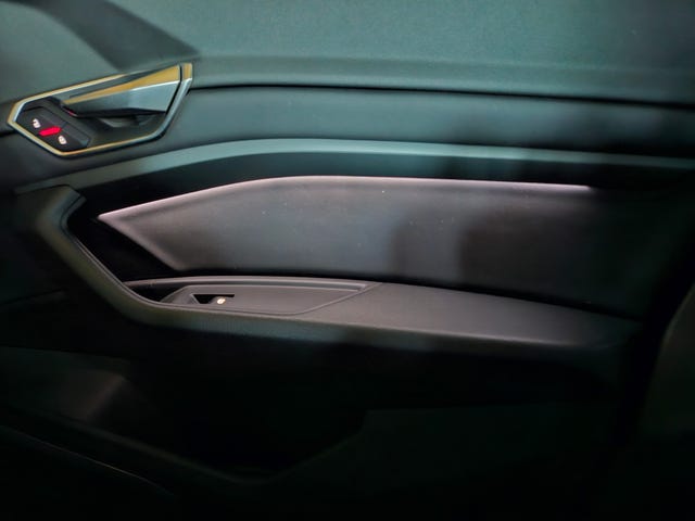 2020 AUDI E-TRON - 44