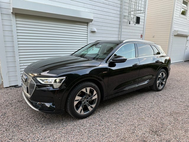 2020 AUDI E-TRON - 39