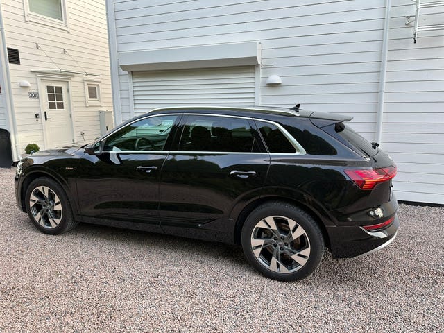 2020 AUDI E-TRON - 41