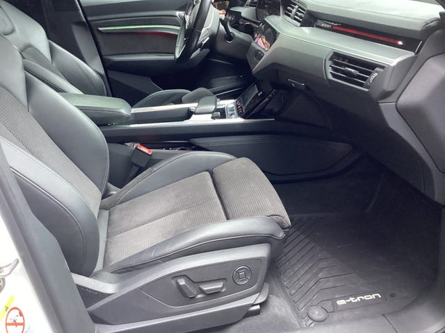 2020 AUDI E-TRON - 15