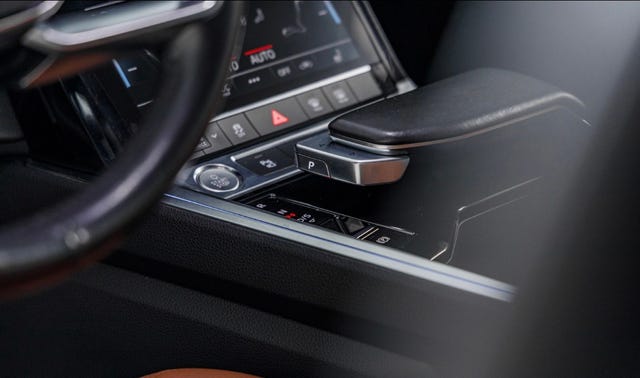 2020 AUDI E-TRON - 27