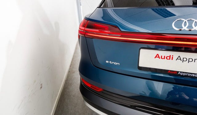 2020 AUDI E-TRON - 9