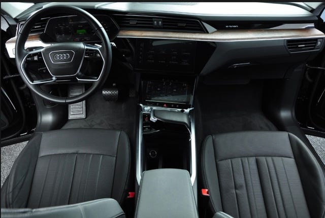2020 AUDI E-TRON - 13