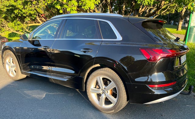 2020 AUDI E-TRON - 10