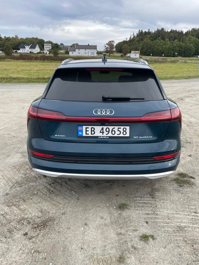 WAUZZZGE9LB031692 2020 AUDI E-TRON-3