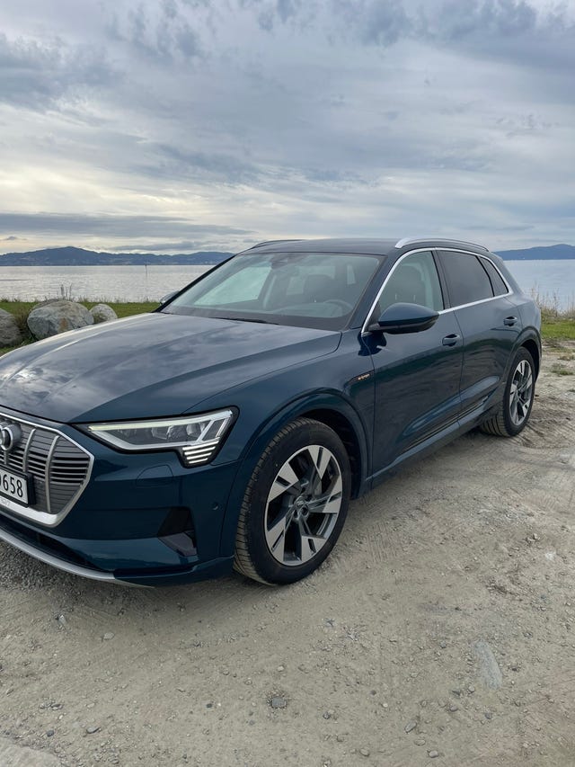 WAUZZZGE9LB031692 2020 AUDI E-TRON-1
