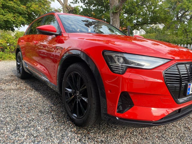 WAUZZZGE1LB033596 2020 AUDI E-TRON-1