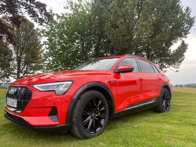 WAUZZZGE1LB033596 2020 AUDI E-TRON-3
