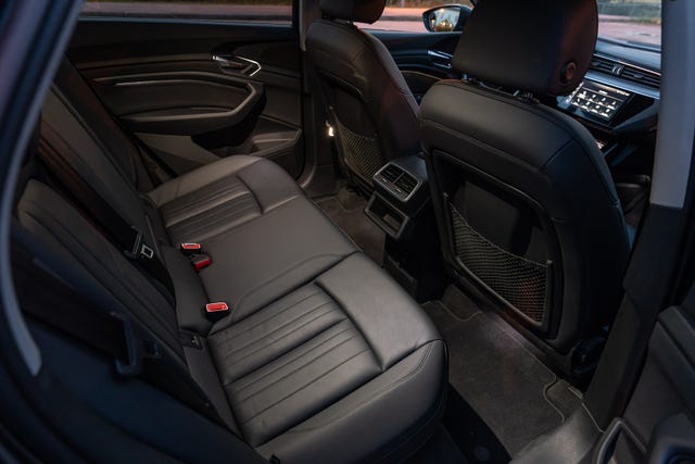 2020 AUDI E-TRON - 37