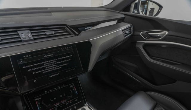 2021 AUDI E-TRON - 11