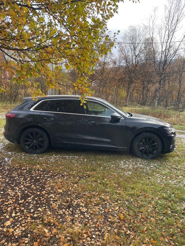 2020 AUDI E-TRON - 63