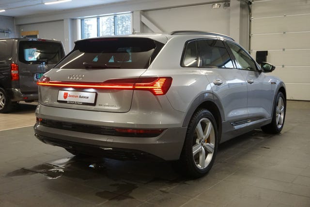 WAUZZZGE5LB018373 2020 AUDI E-TRON-3