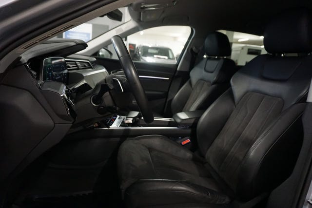 2020 AUDI E-TRON - 17