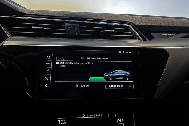 2020 AUDI E-TRON - 19