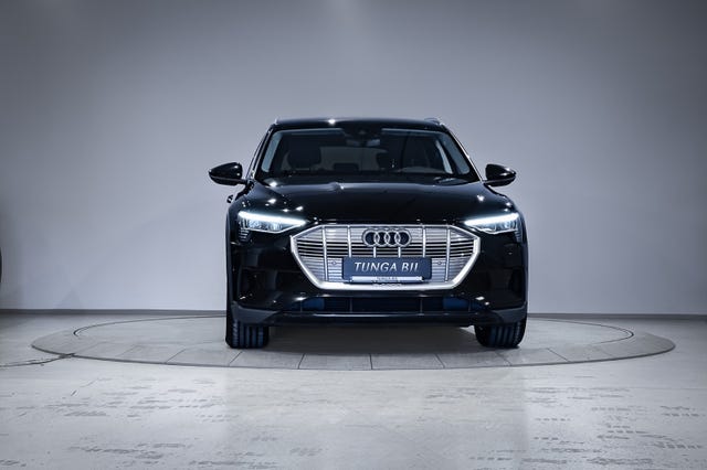WAUZZZGE1LB013039 2020 AUDI E-TRON-2