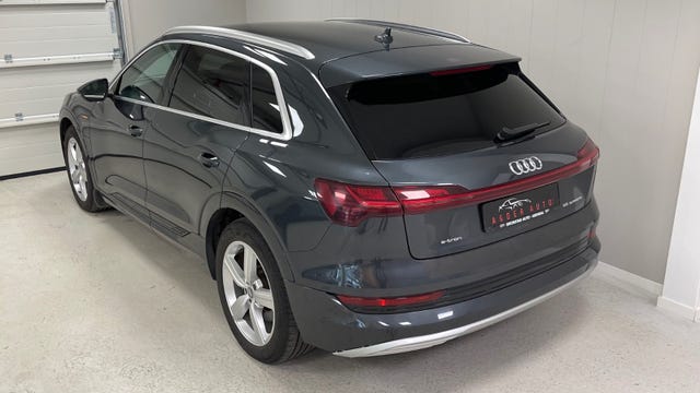 2020 AUDI E-TRON - 10