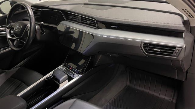 2020 AUDI E-TRON - 13