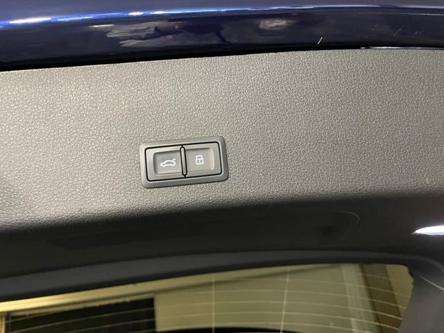 2020 AUDI E-TRON - 47