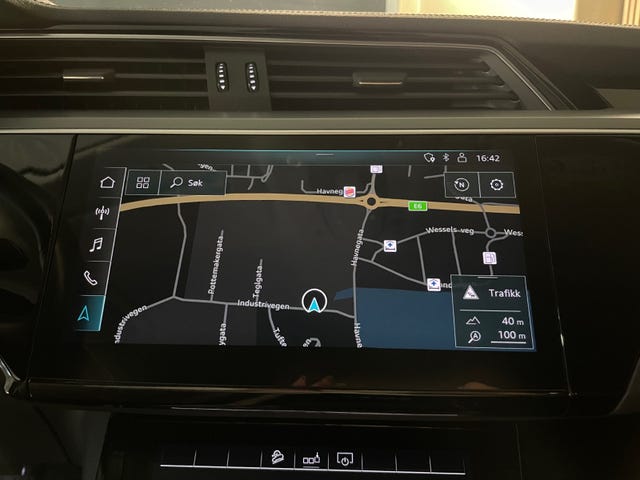 2020 AUDI E-TRON - 30