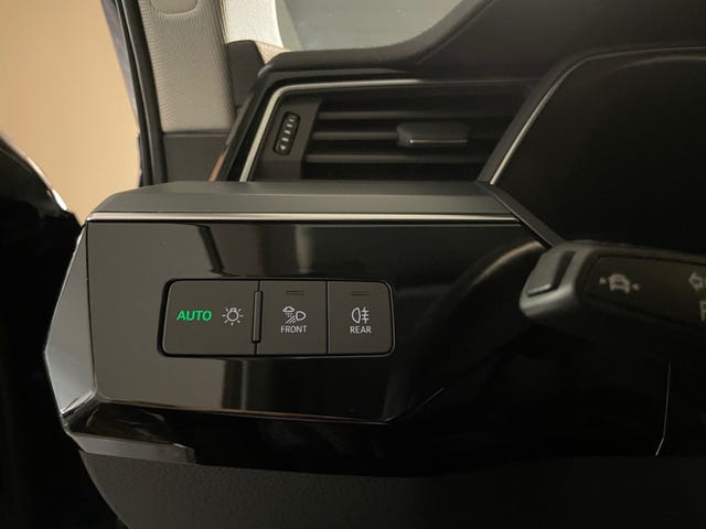 2020 AUDI E-TRON - 17