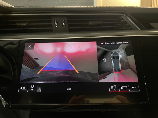 2020 AUDI E-TRON - 28