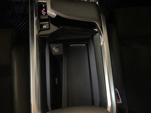 2020 AUDI E-TRON - 33