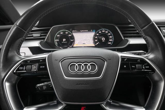 2020 AUDI E-TRON - 24