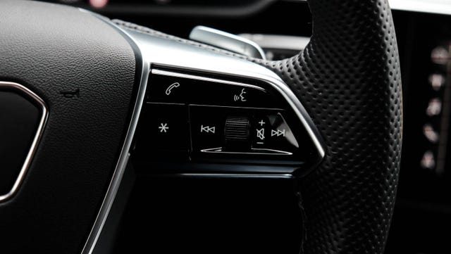 2021 AUDI E-TRON - 45