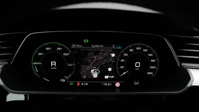 2021 AUDI E-TRON - 42