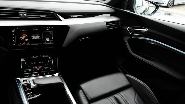2021 AUDI E-TRON - 20