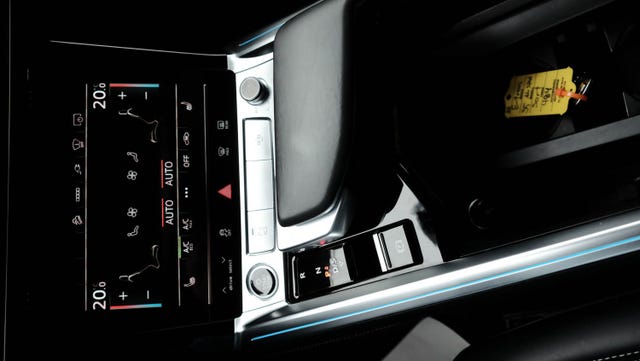 2021 AUDI E-TRON - 28