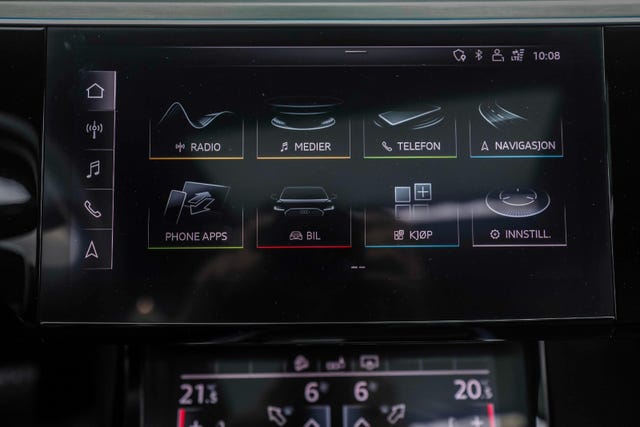 2020 AUDI E-TRON - 22