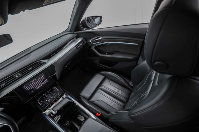 2020 AUDI E-TRON - 40