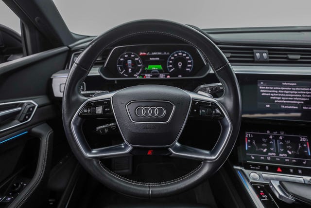 2020 AUDI E-TRON - 16