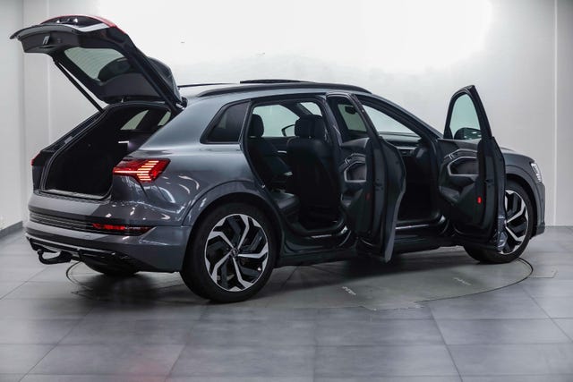 2020 AUDI E-TRON - 13