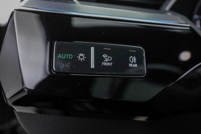2020 AUDI E-TRON - 15