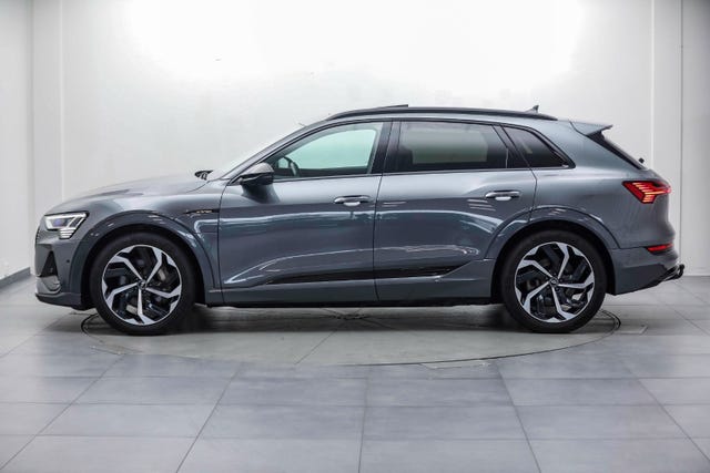 WAUZZZGE0LB034500 2020 AUDI E-TRON-5