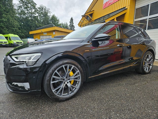 2020 AUDI E-TRON - 17