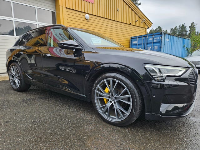 WAUZZZGE6LB024408 2020 AUDI E-TRON-2
