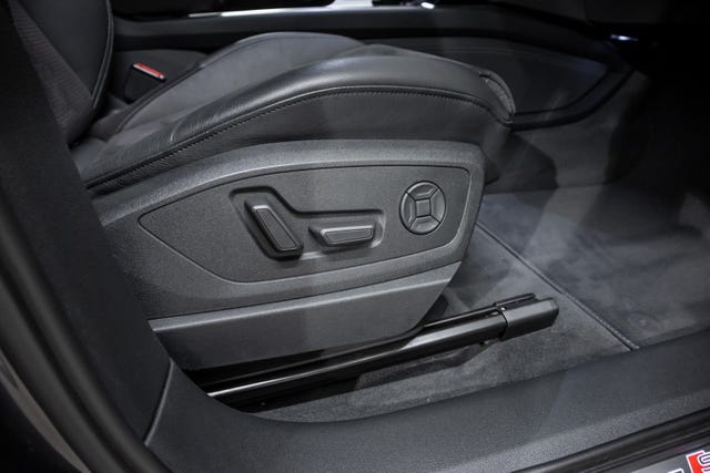 2020 AUDI E-TRON - 41