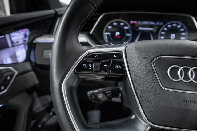 2020 AUDI E-TRON - 13