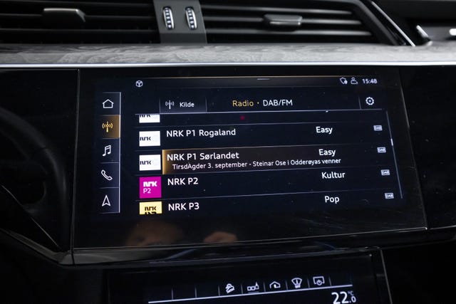 2020 AUDI E-TRON - 16