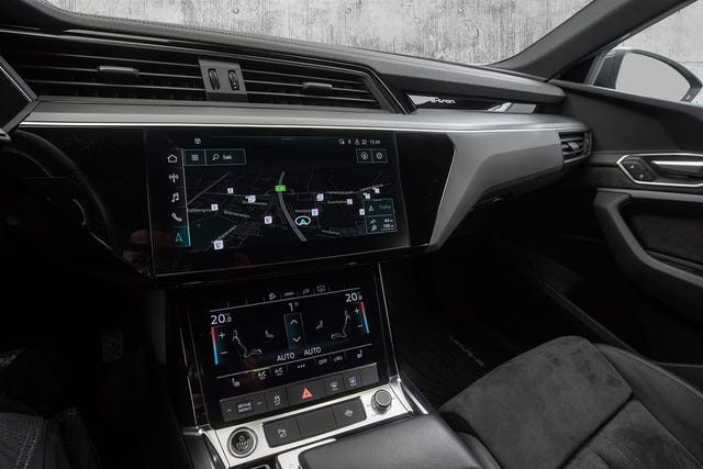 2021 AUDI E-TRON - 17