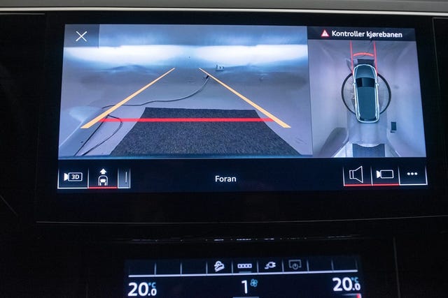 2021 AUDI E-TRON - 11
